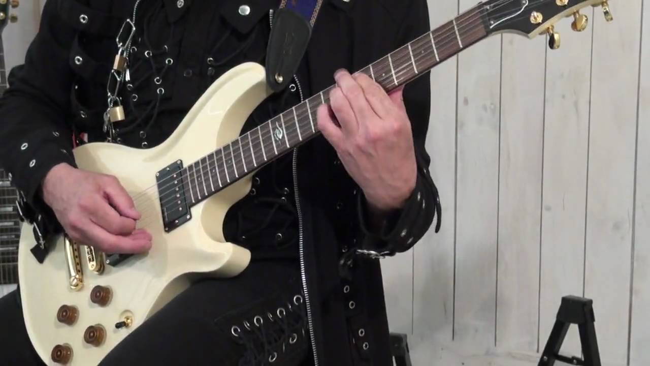 Dean Hardtail Pro-AWH Sample Micheal Angelo Batio - Hendrix