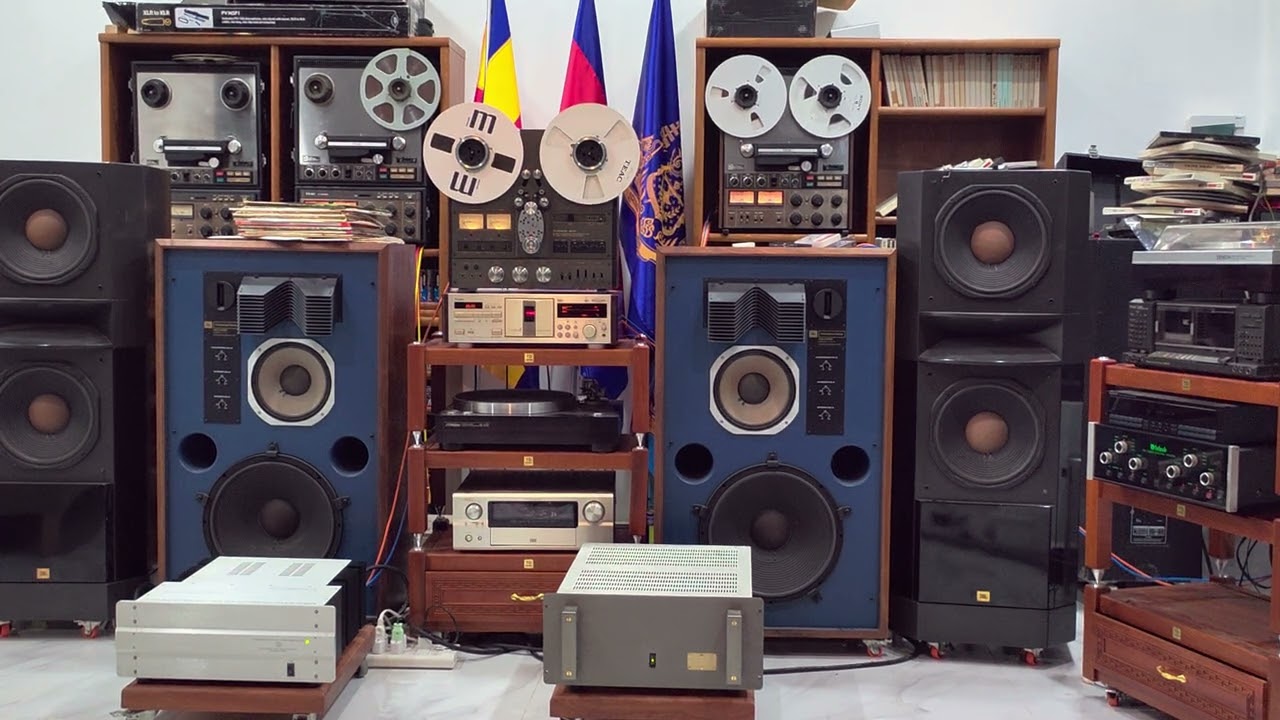 JBL5500S & 4344MKII powered by COUNTERPOINT SA220 Hybrid & KRELL KSA 100 MKII with preamp macintosh