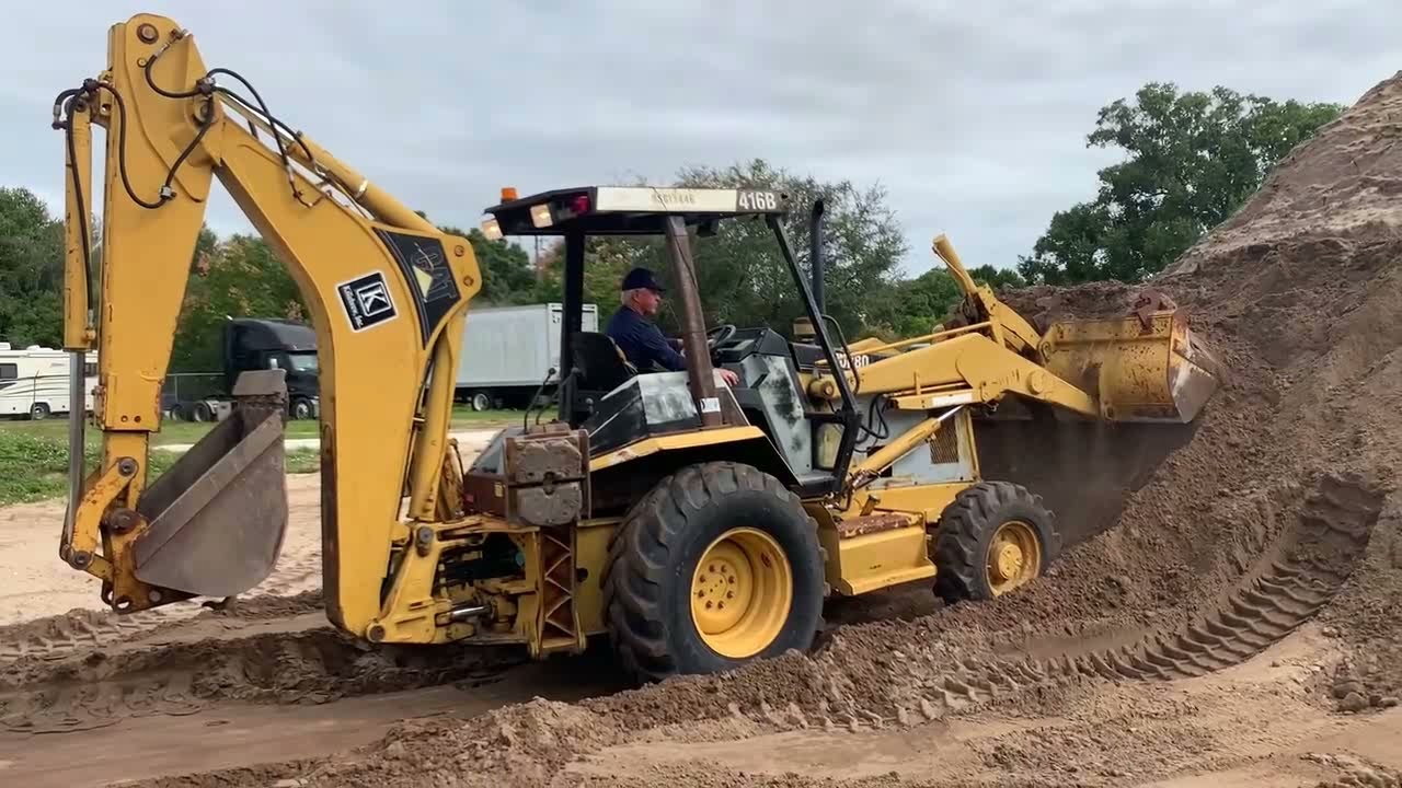 Cat 416B Backhoe