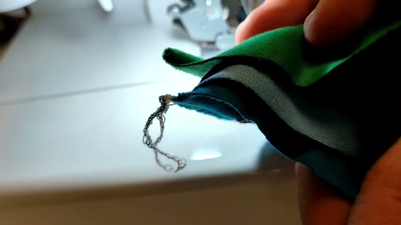 Juki MO 654 DE Sewing Machine – Sewing Test