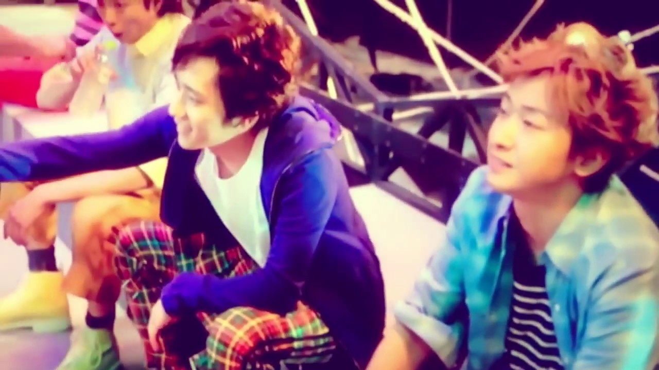 SHOWER -NINO & OHNO (OHMIYA PAIR)