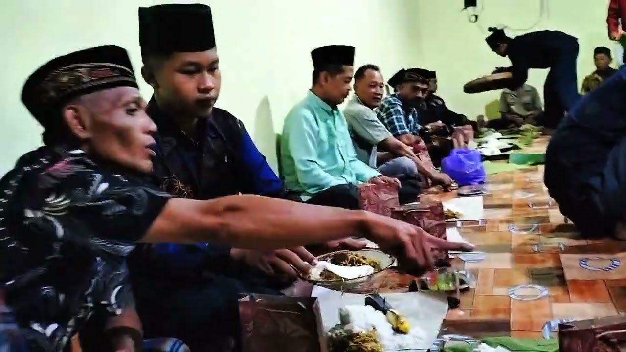 ACARA TRADISI KEJAWEN TINGKEPAN 
