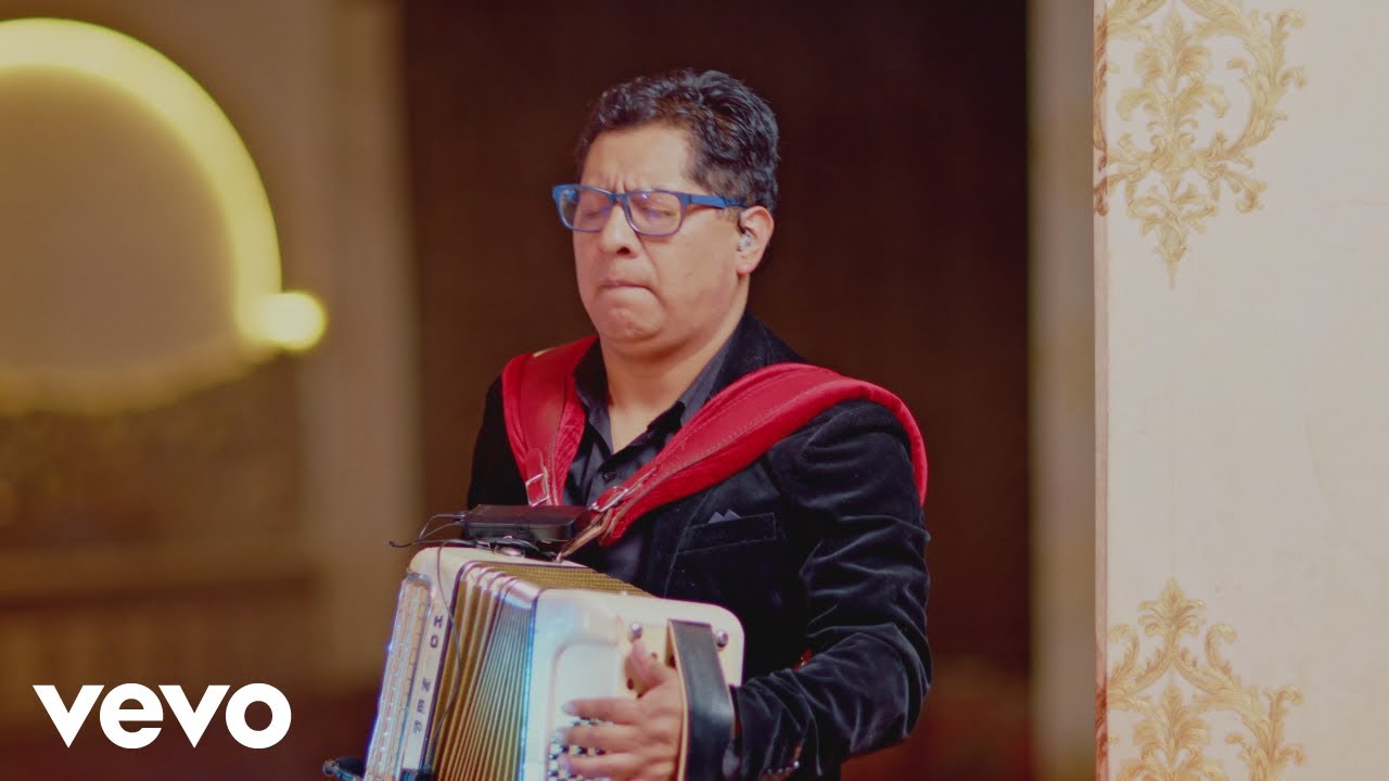 Grupo Veneno - Me Voy A Levantar ft. Weymar Delgado