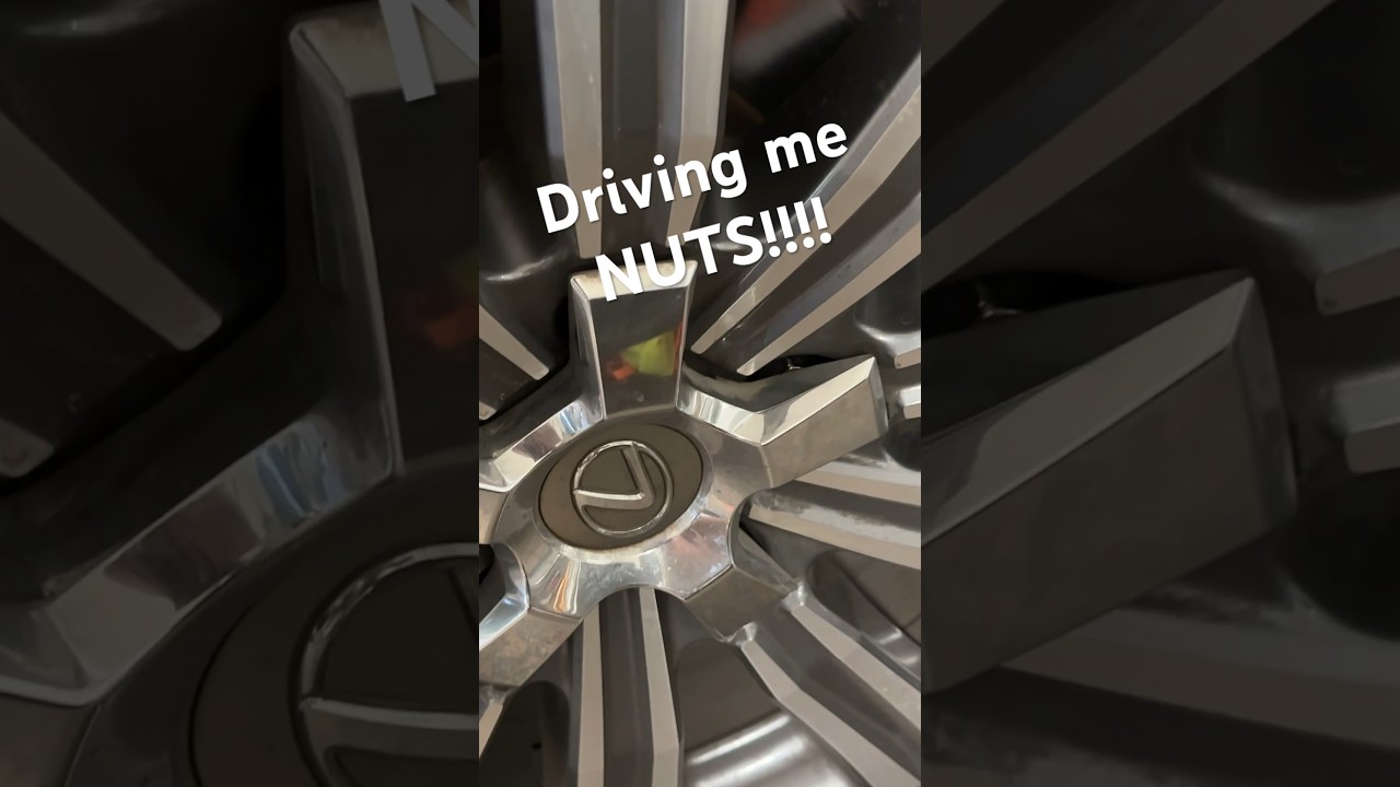 LX570 16-21 Loose Center Caps - but none are broken - Is this How They are Supposed to be? #lx570