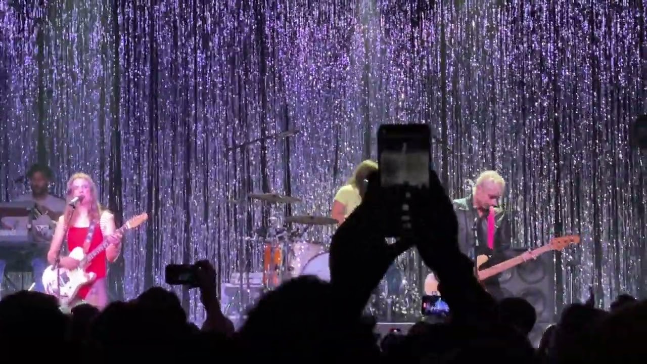Wolf Alice-White Horse