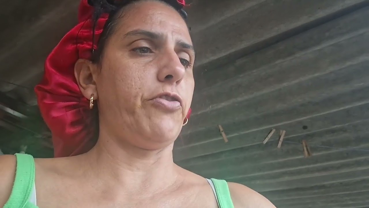Quantos que eu faturei aqui no YouTube ano de 2025 /vamos fazer pe de frango lavando a louça .like
