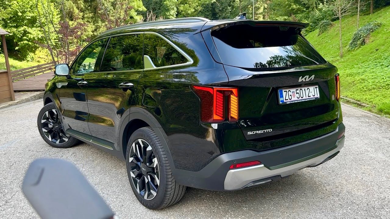 New KIA SORENTO FACELIFT 2024 - FULL in-depth REVIEW (European model)