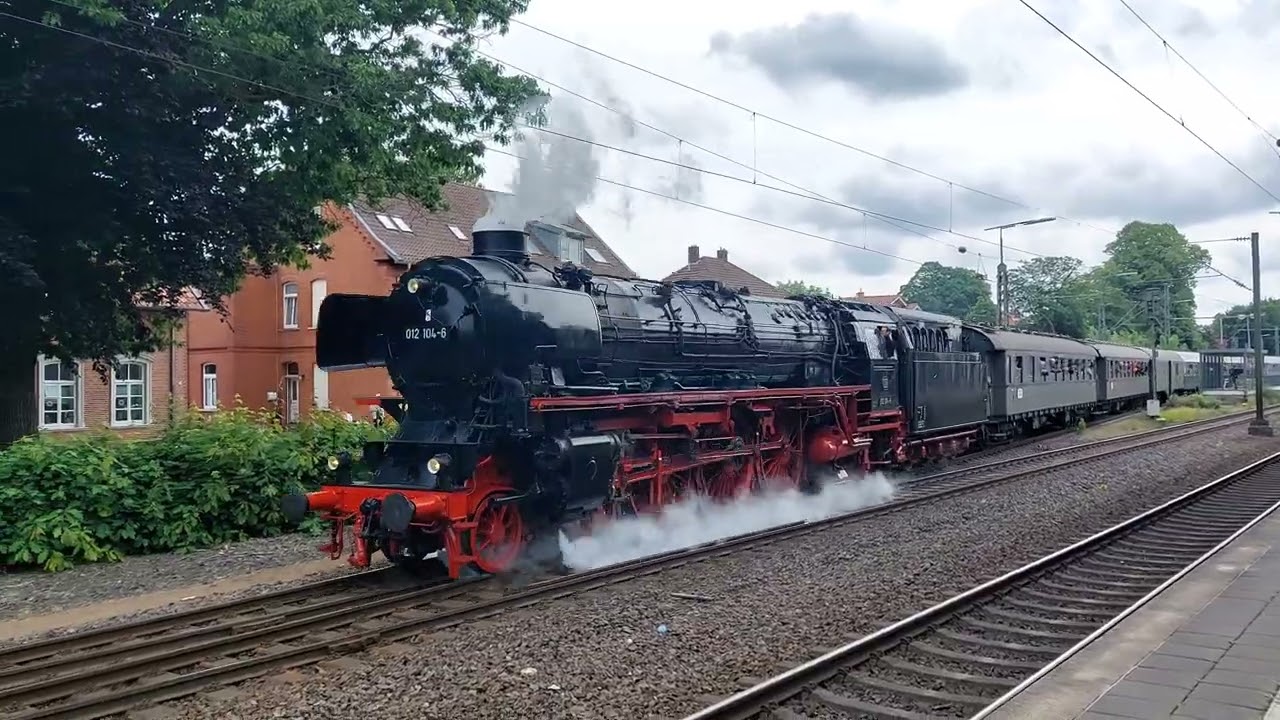 01 1104 Ausfahrt in Bahnhof Meppen das Ziel ist Bad Zwischenahn  am 29.05.2025