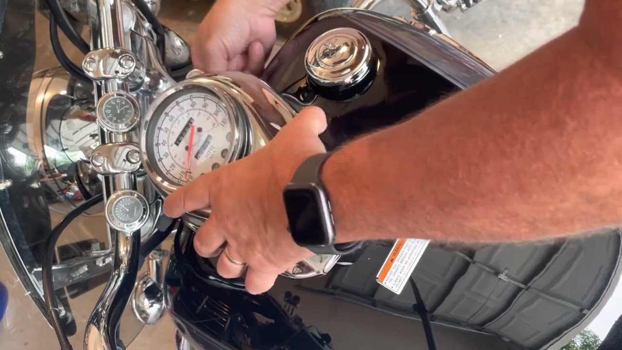 Замена лампочки спидометра V Star 650