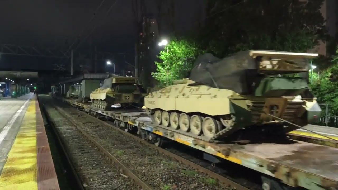 🚆 Tren Militar en acci&oacute;n | GT22cw 9053 pasando por Banfield rumbo al sur argentino 🇦🇷
