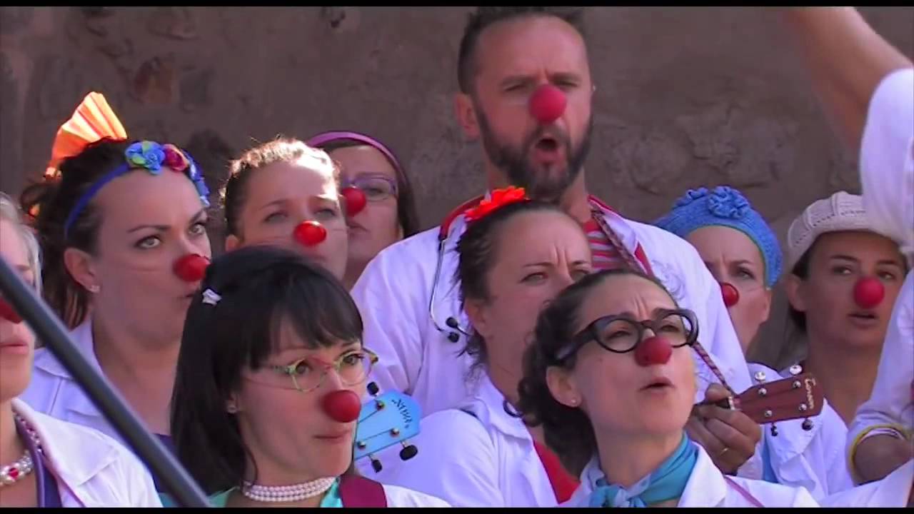Zdravotní klauni otvárali Kremnické gagy 2015!!!
