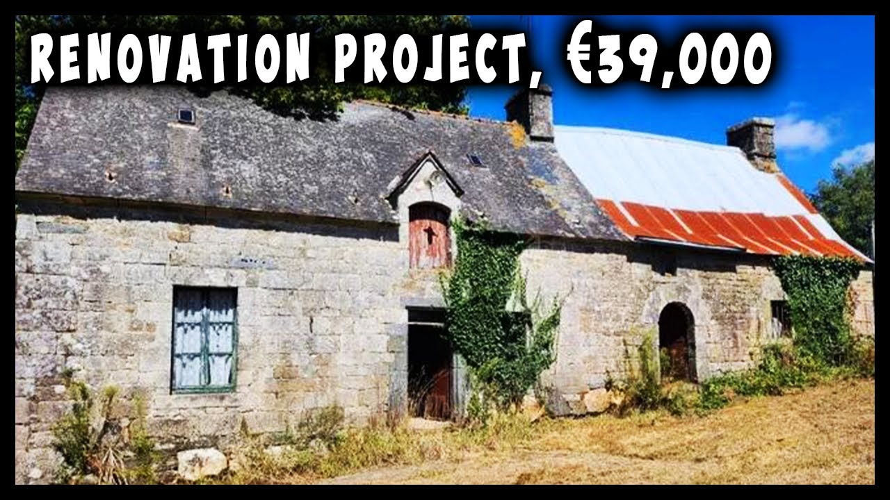 Renovation Project Opportunity Cl&eacute;gu&eacute;rec, Brittany, France