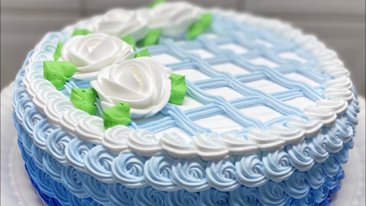 CONFEITANDO BOLO C/ ROSETINHAS BICO 18 BRICOFLEX