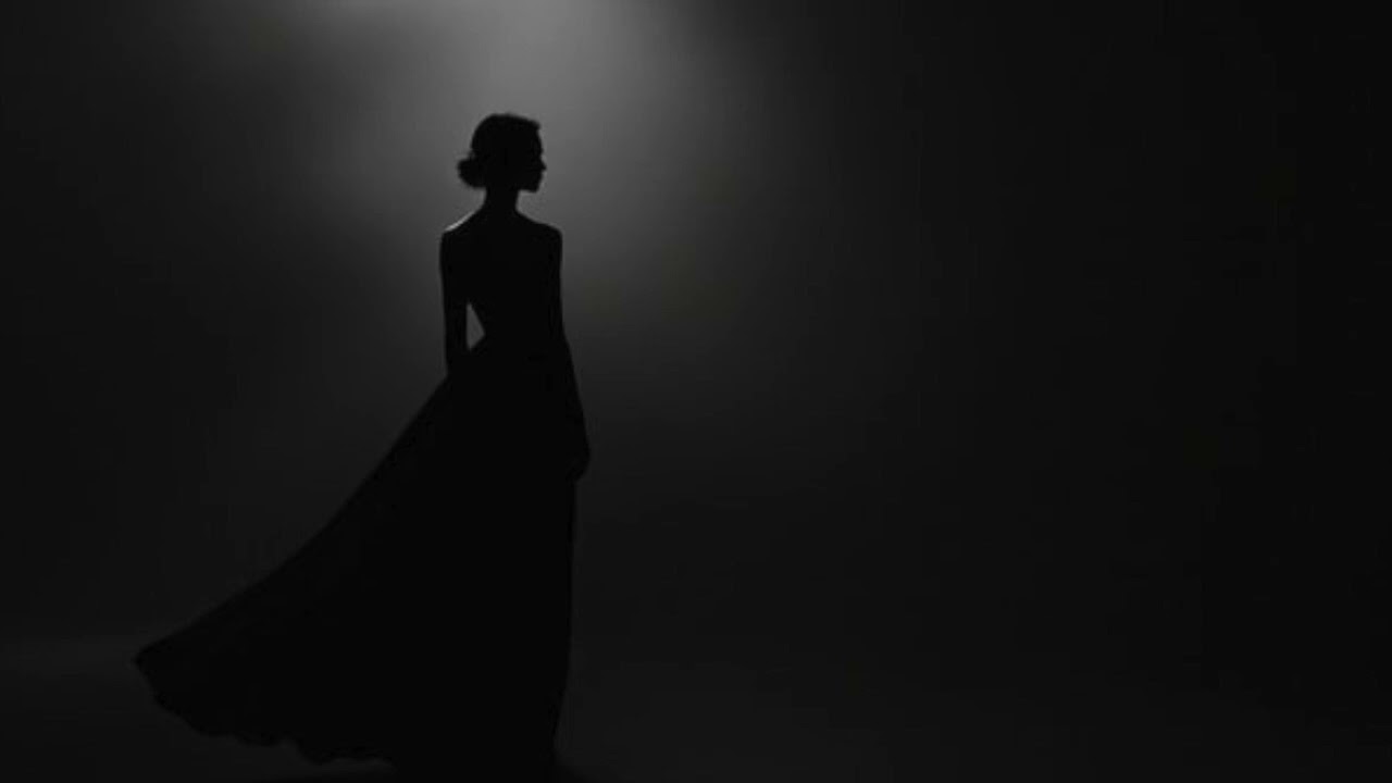 Lunatia - THE LADY OF THE SHADOWS - (Official Video)