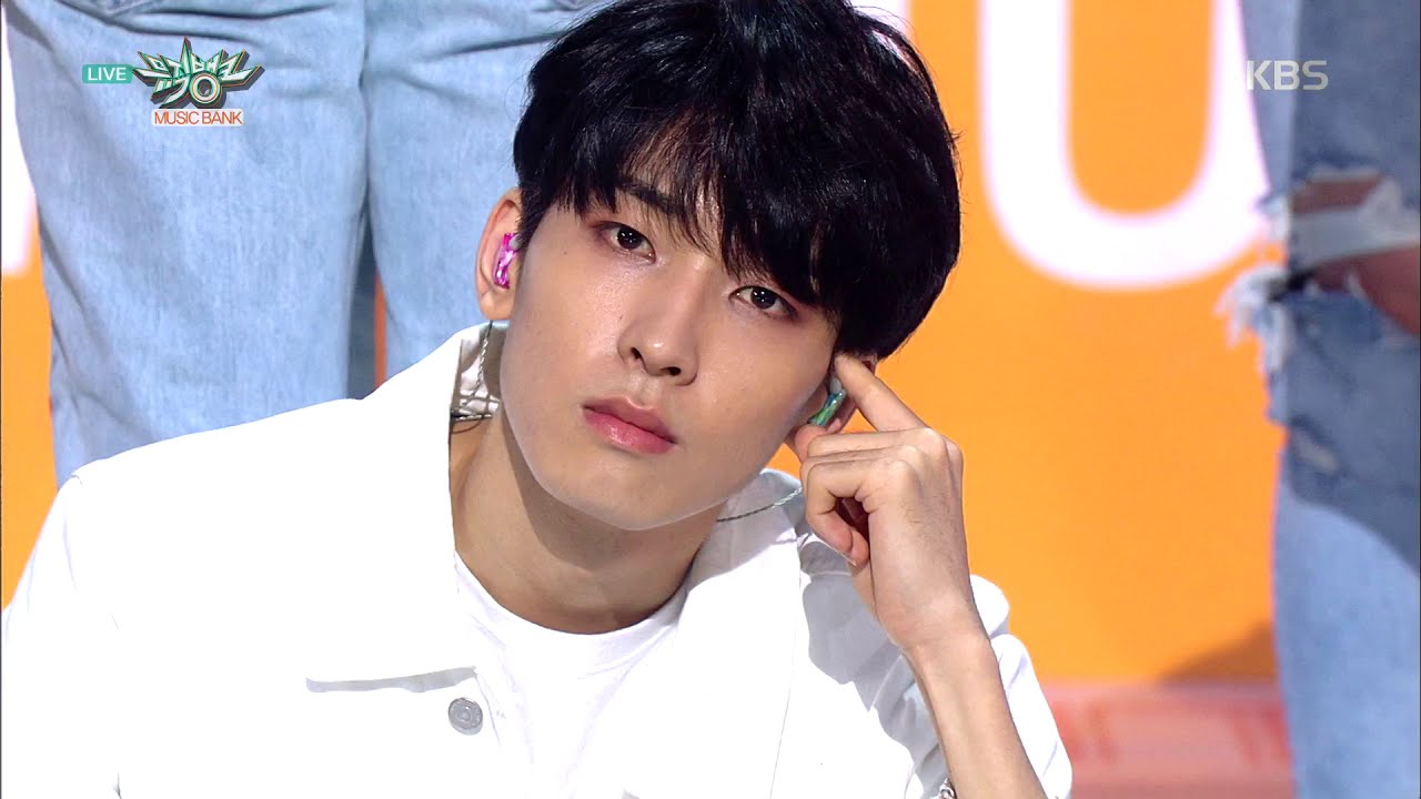 뮤직뱅크 Music Bank -어쩌나(OH MY) - 세븐틴(SEVENTEEN).20180720