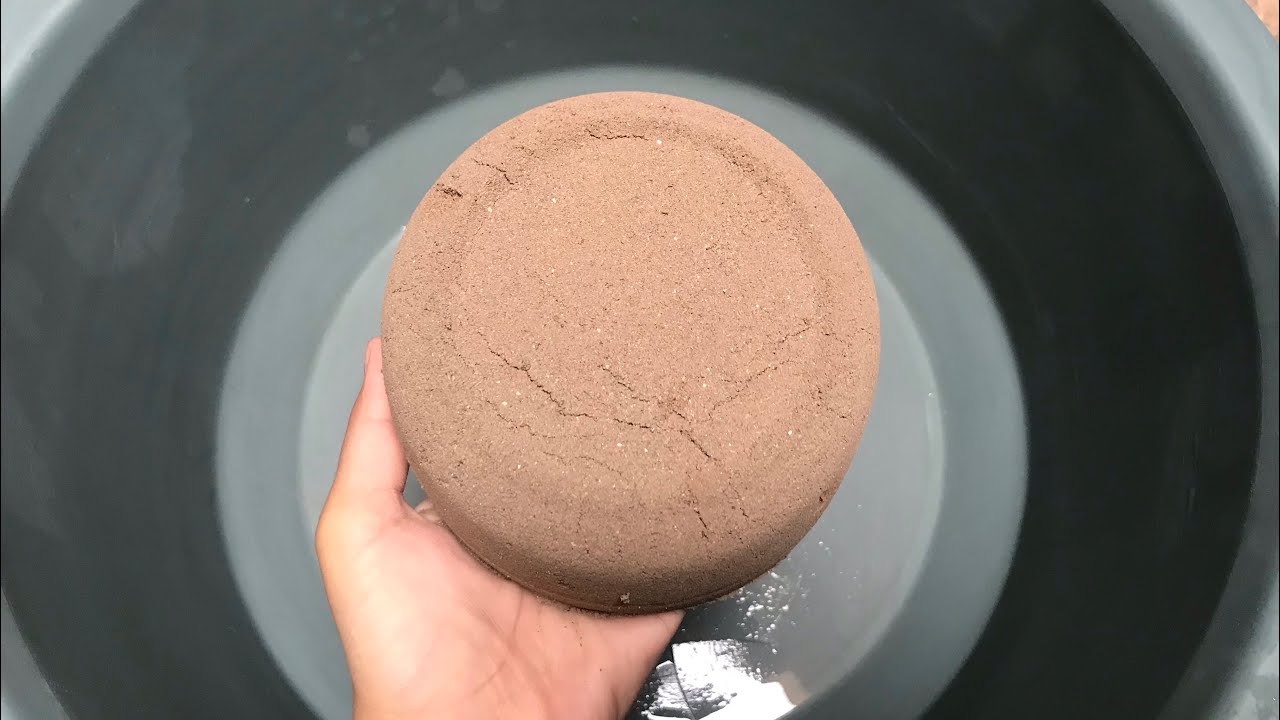 Brown sand cement bowl full dusty dry crumbling 🤎