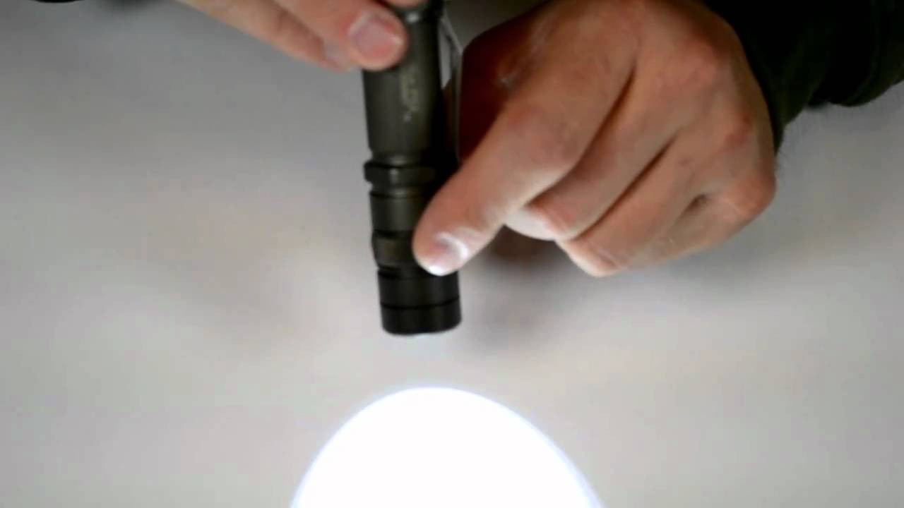 NiteCore IFE2 XP-G R5 Flashlight
