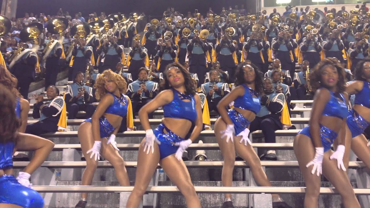 Southern university Band an Dolls