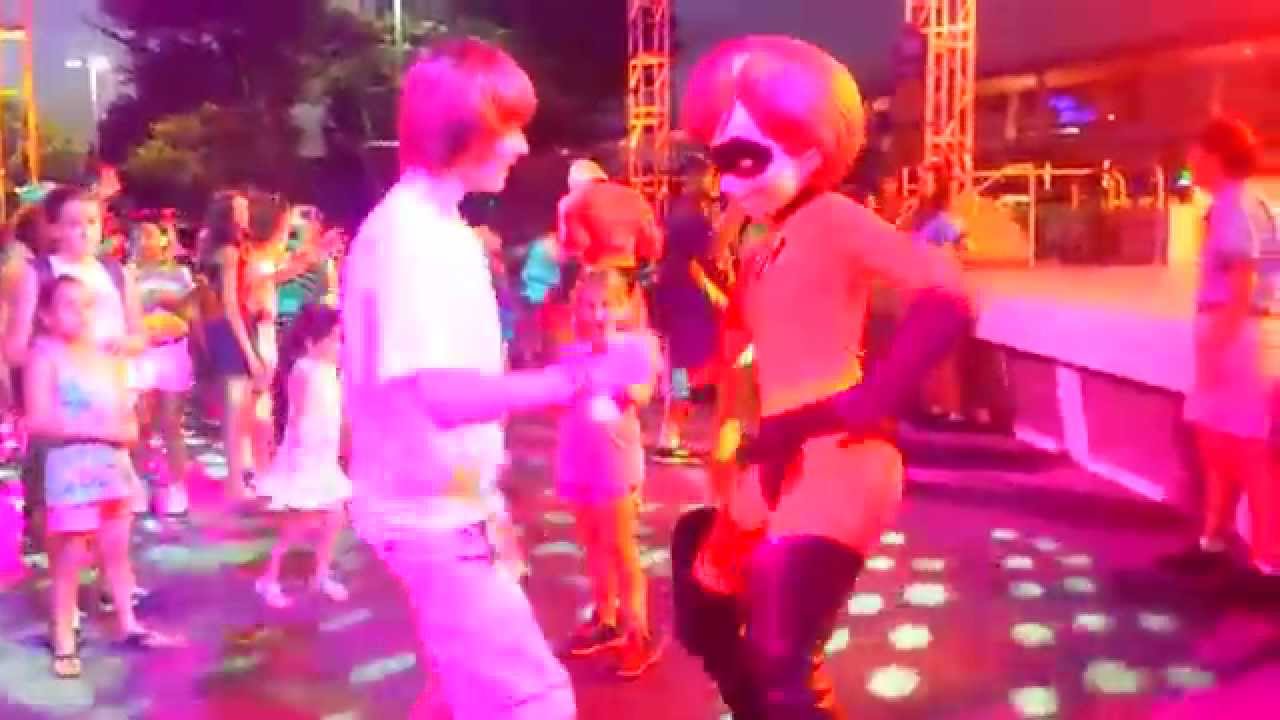 Logan dancing with Mrs.Incredible