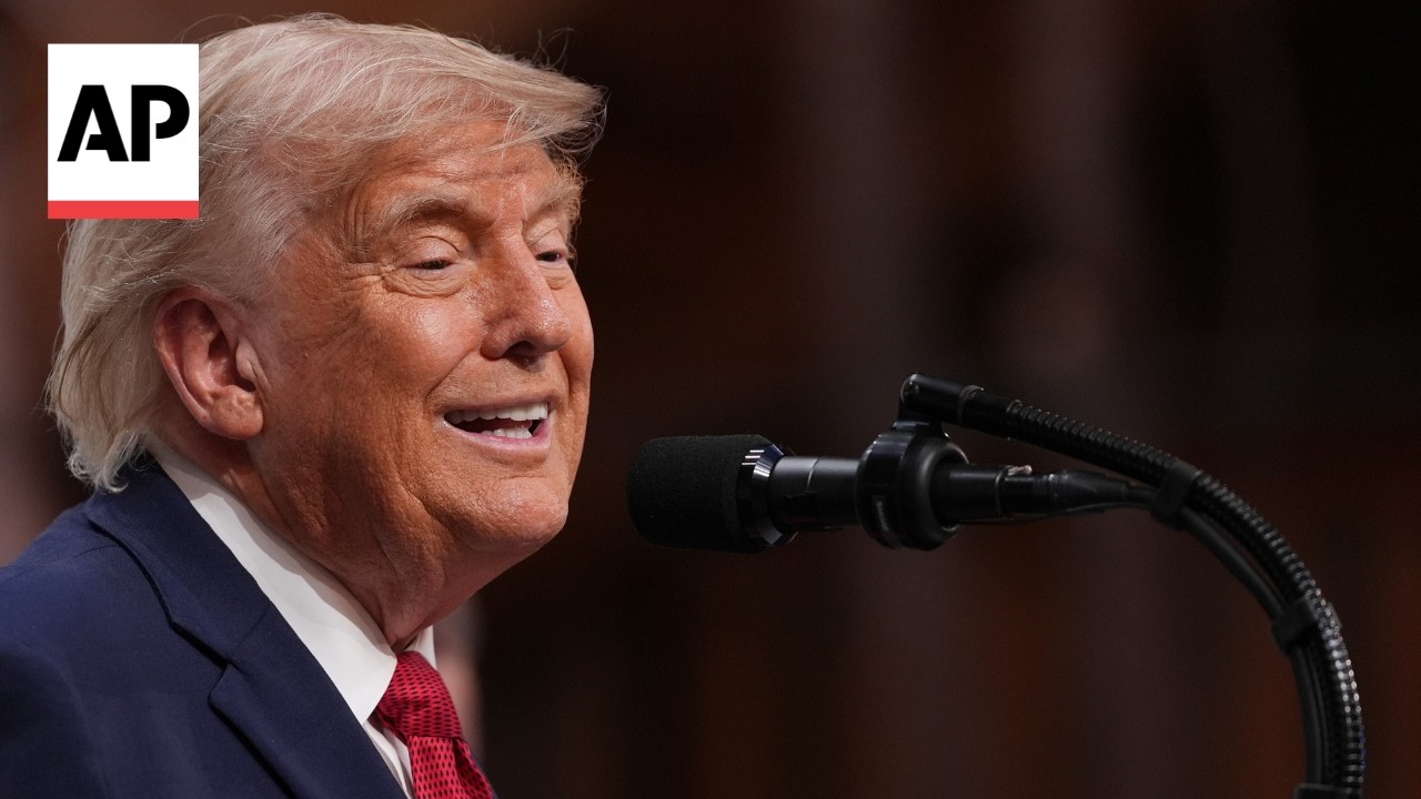 Trump jokes that he&rsquo;s blaming JD Vance if the Iran deal signing 'doesn't work out'