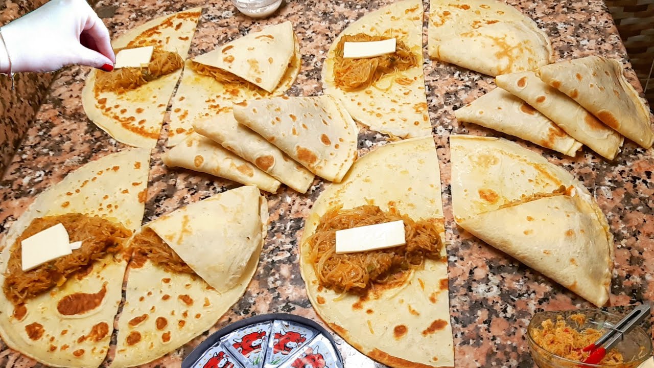 هادو هوما لي غيهنواك من عذاب الوقفة في رمضان متعجن متدلك وبلا فرن👌فطائر 2في1 بحشوة لذيذة بكمية وفيرة