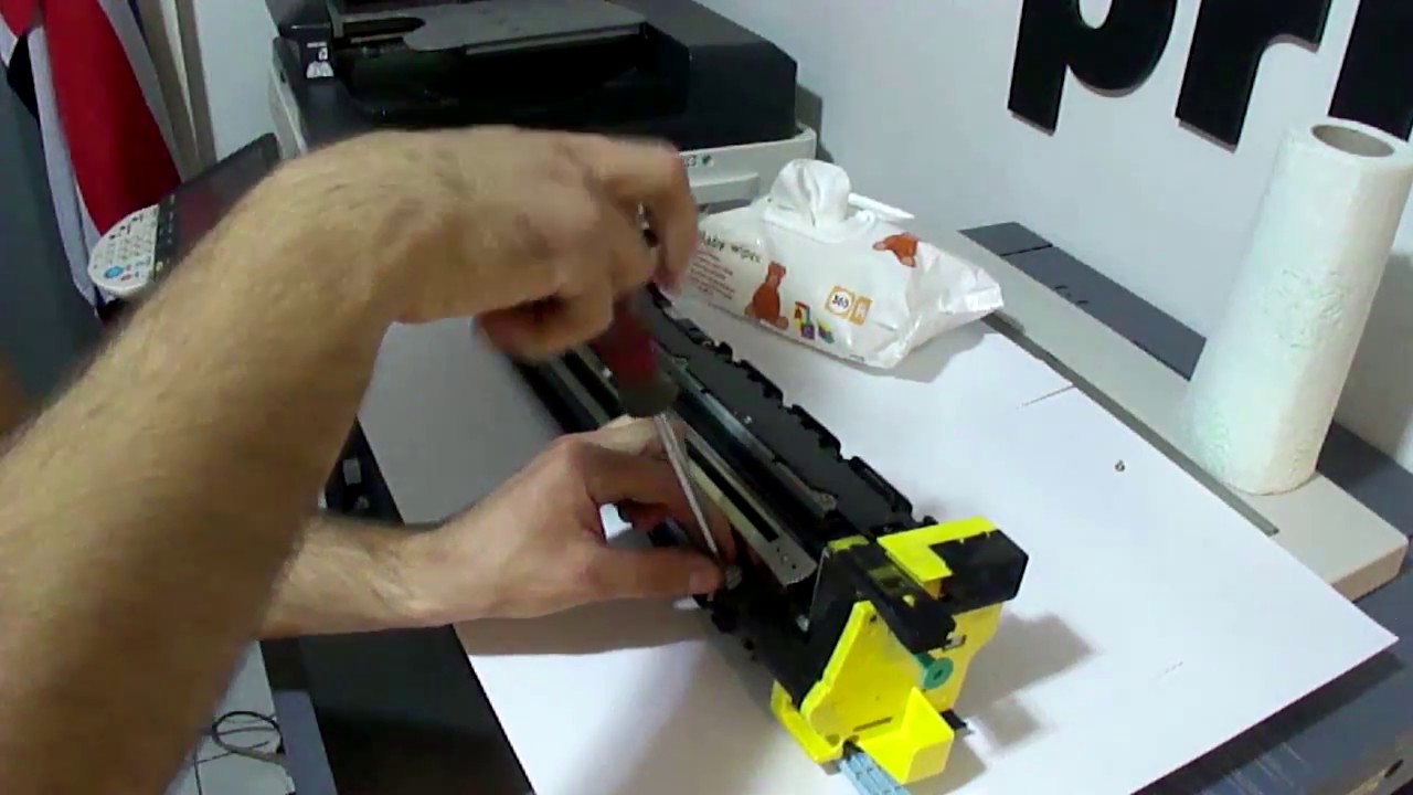 Toshiba e-studio 2330c -Drum Blade cleaning
