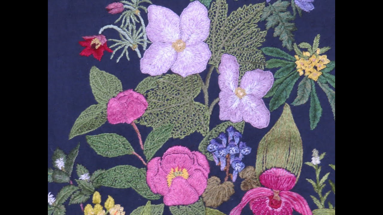 「春の山野草刺繍ワンピース」前身ごろ　花サイズ　№1　　“Spring Wildflower Dress”Front panel　flower size　№1