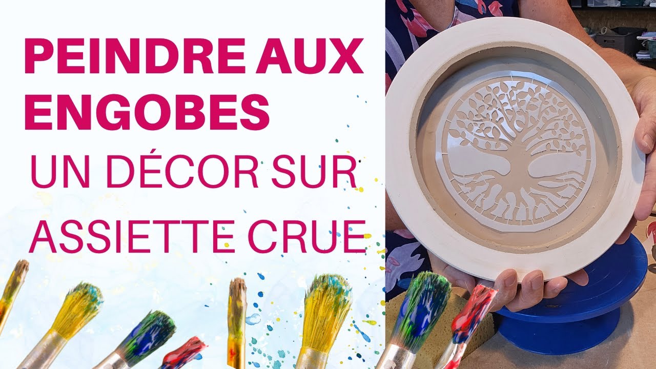 Comment peindre aux engobes sur terre crue pour créer un décor tout en finesse sur une assiette ?