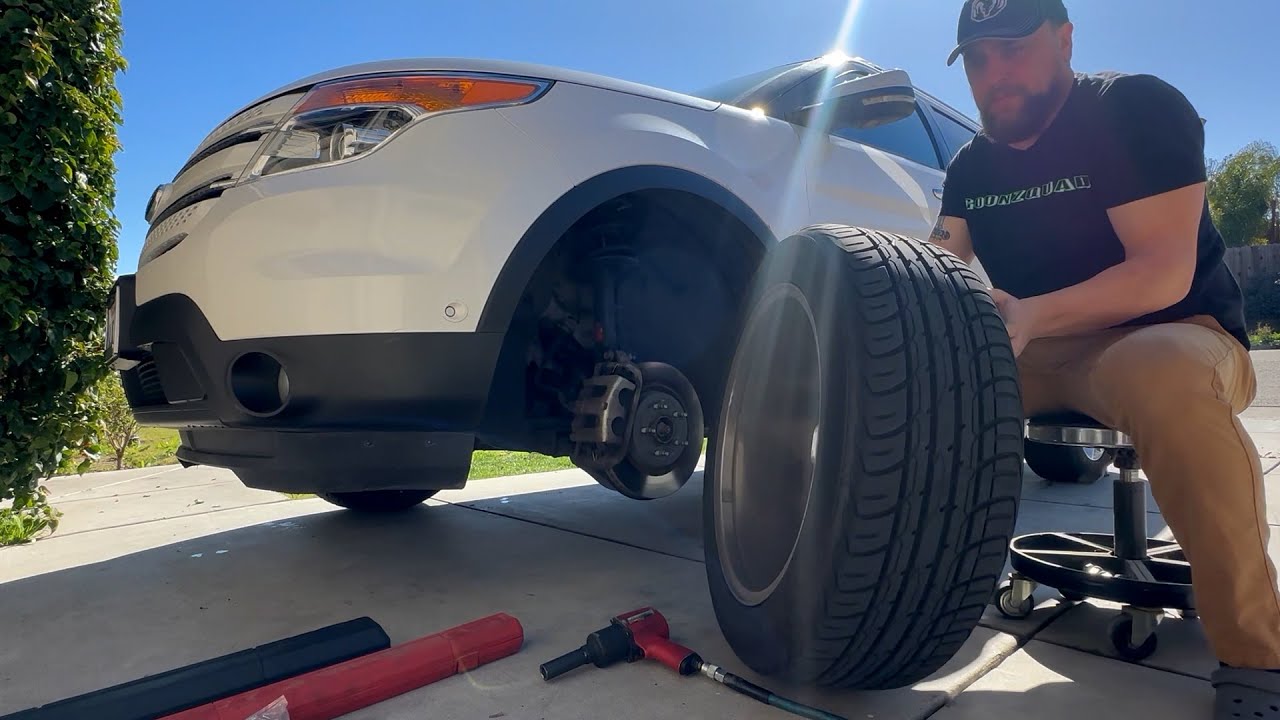 Замена внутренней и внешней рулевой тяги Ford Explorer 2011-2019