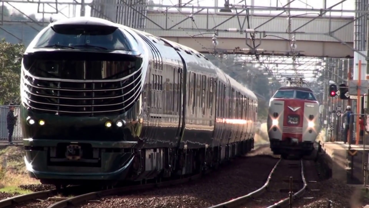 【警笛多数！】荘原駅で瑞風を高速で追い抜く特急やくも22号を湯の川踏切から撮影（2017/11/23）