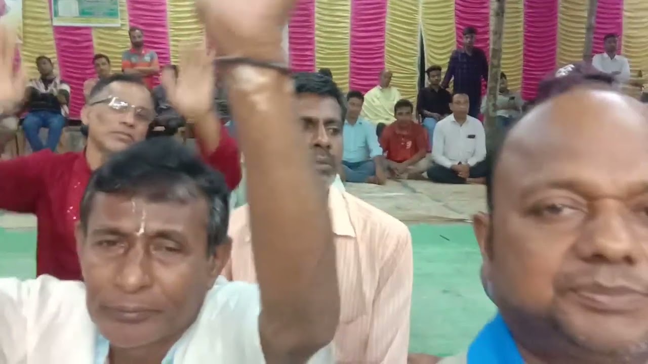 বরগুনা মহাসড়ক বিশ্বাস বাড়ি, রাধা গোবিন্দ মন্দিরে চলছে একনাম কির্তন,২,৩,২০২৬ ইং,১৪৩২ বাংলা।  