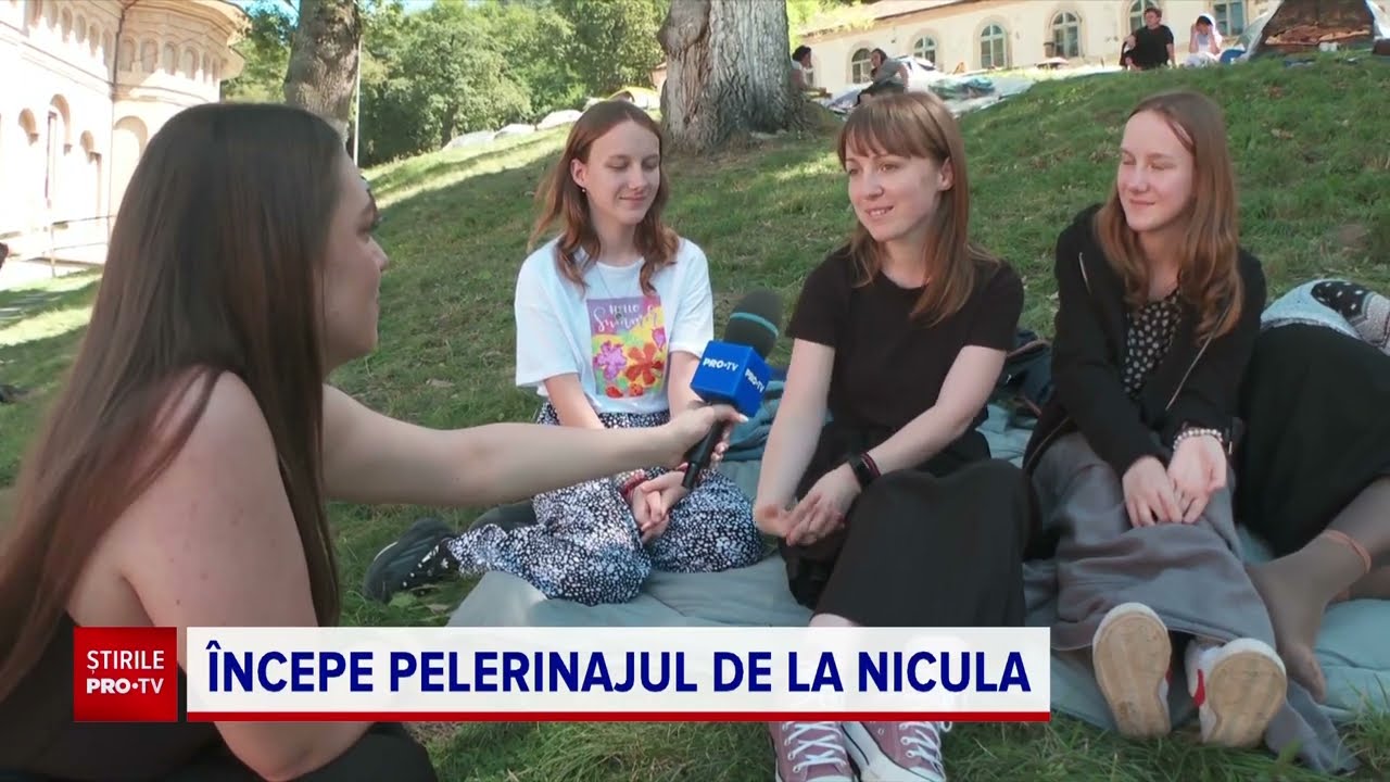 Credincioșii și-au făcut tabără cu corturi la Mănăstirea Nicula din județul Cluj