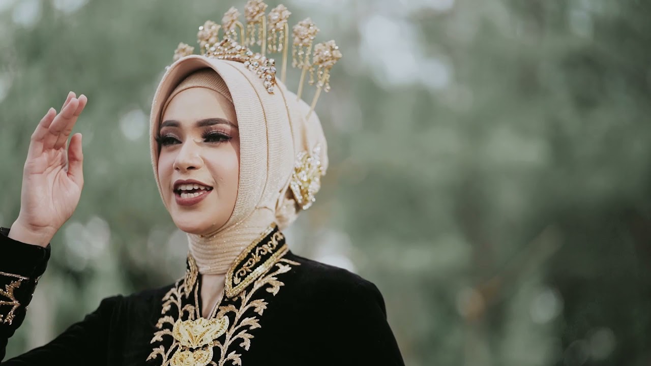 HARMONI TARI ISLAMI DI TANAH JAWI
