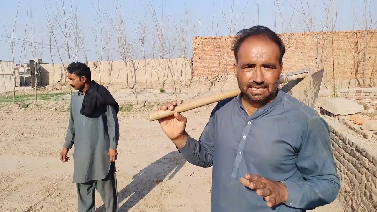 Yaar Baili ne Aaj layan poplar di qalman  ty  banai  Khali Dera Aslam Khan waqar ty 