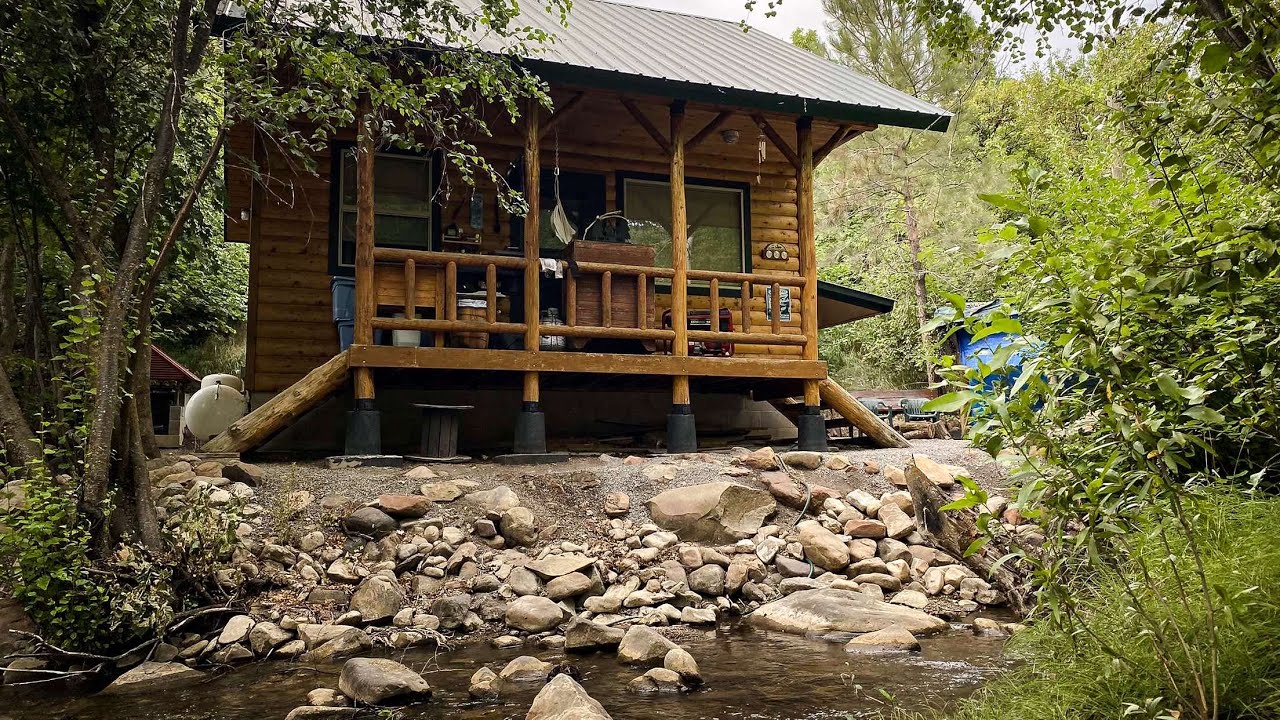 Small Off-Grid Cabin Tour/Walkthrough in Idaho