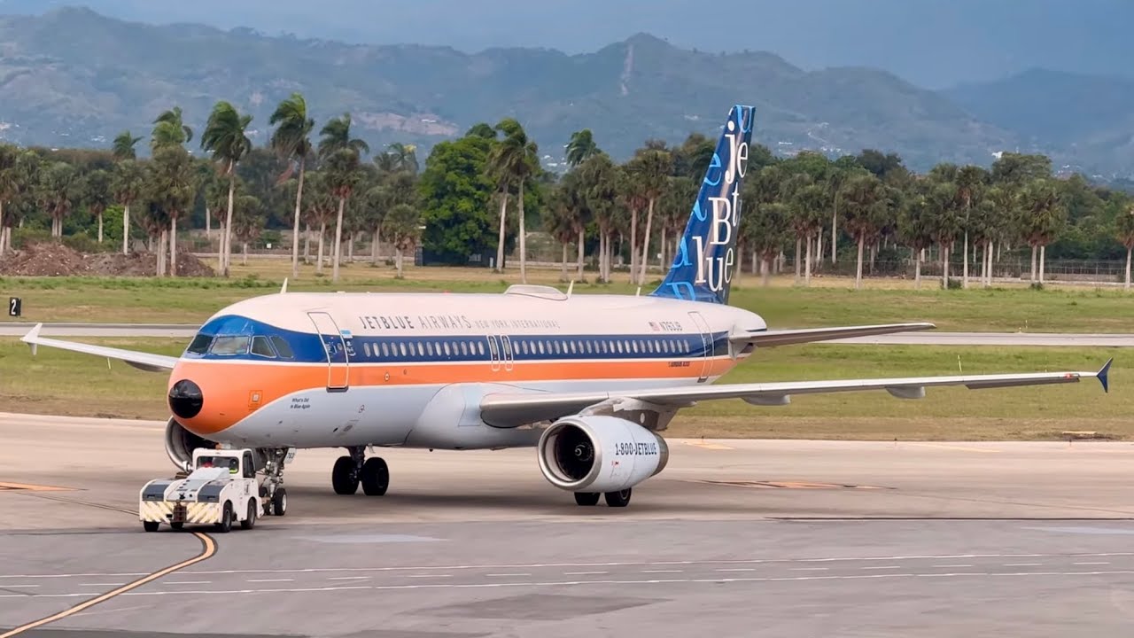 JETBLUE RETRO LIVERY Y DESPEGUE CANCELADO EN EL AEROPUERTO CIBAO | #planespotting #aviation 