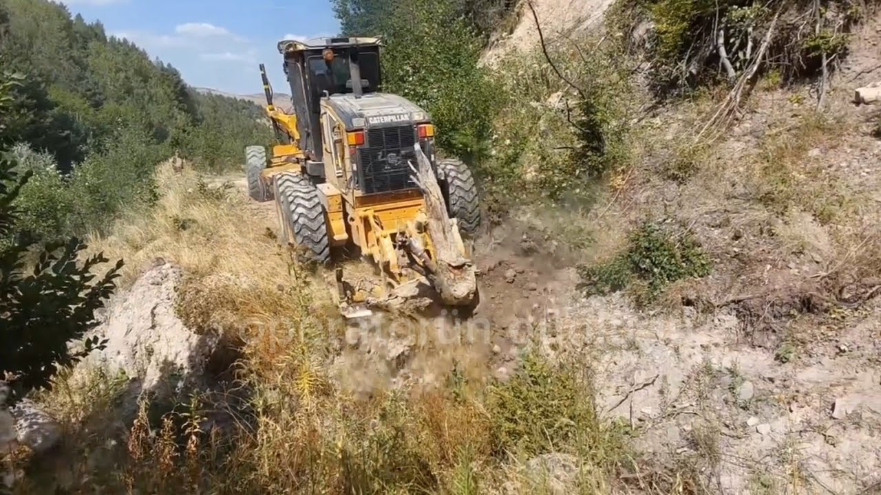 CAT 140M TAM BİR CANAVAR #keşfet #bulldozerofficial #kesfeteyyiz #ortadunya #shortvideo 
