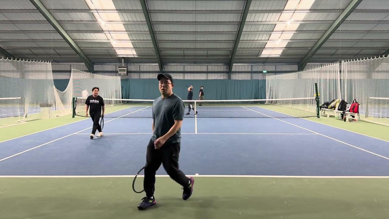 Edwin/Kevin vs Chris/Joseph  4th set      4-1  ( no time left) 30/01/26
