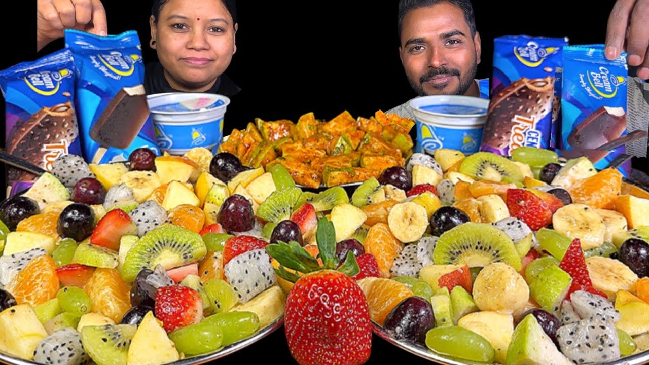 Mix Fruits Chaat, Piara Makha & Ice Cream Eating 
