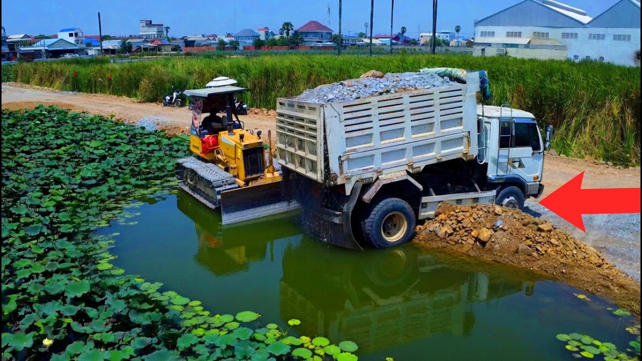 New Start Opening Project!! Transforming a Landfill Dump Truck & Dozer in Action!
