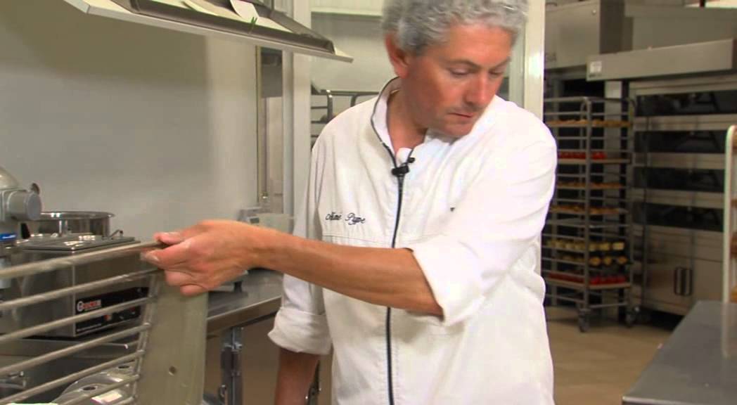 Comment préparer une pâte feuilletée délicieusement légère et fine?