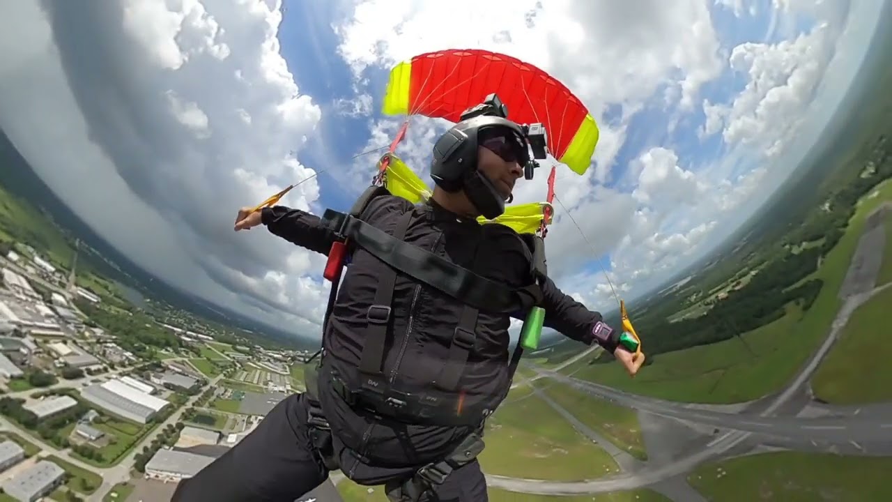 Icarus World (X-Fire: 113) & Fluid Wings (Gangster: 107)  Swoops