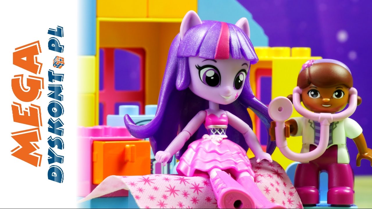 Wypadek na zjeżdżalni - Equestria Girls & Lego Duplo Klinika dla pluszaków - Bajki dla dzieci