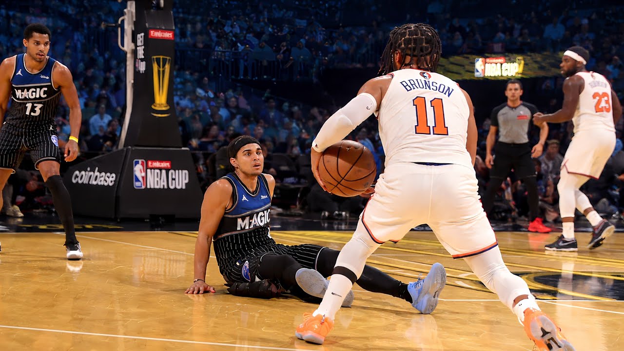 Jalen Brunson Showing His FULL Offensive Bag 🤯