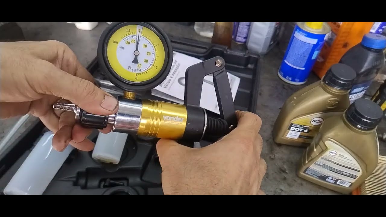 Troca de fluído de freio com bomba manual de vácuo Vonder