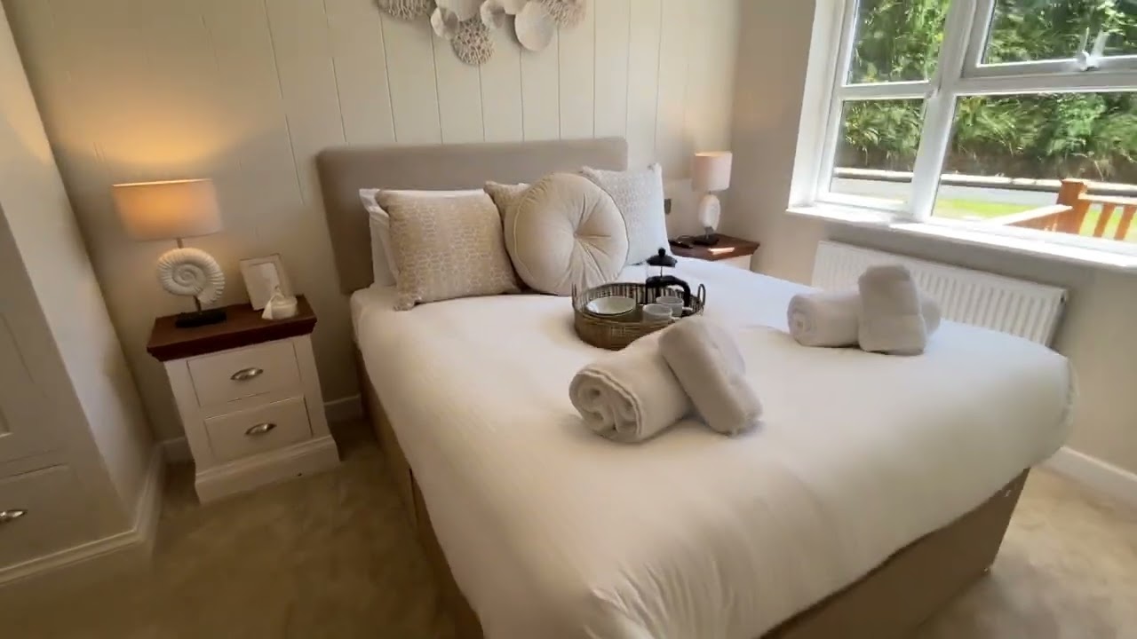 FV15 Wessex Classic Lodge (BRAND NEW) 4 bed Lodge for sale at Finlake - WALK ROUND