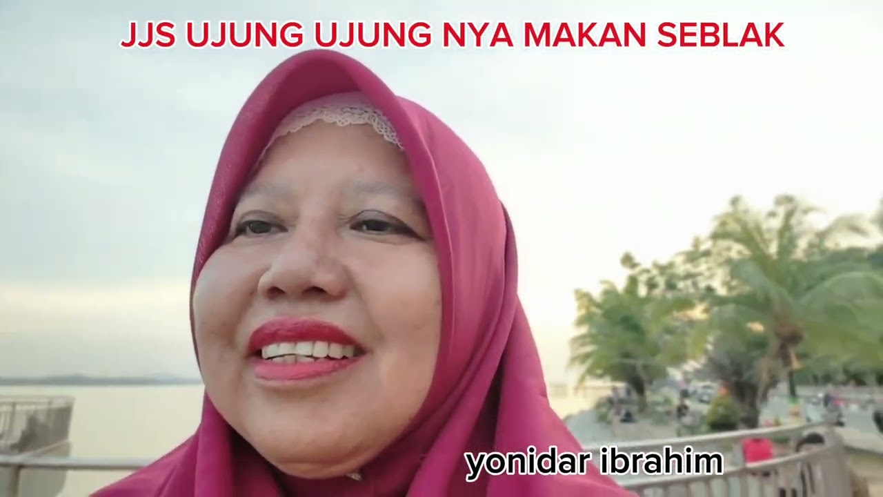JALAN JALAN SORE UJUNG UJUNGNYA MAKAN SEBLAK