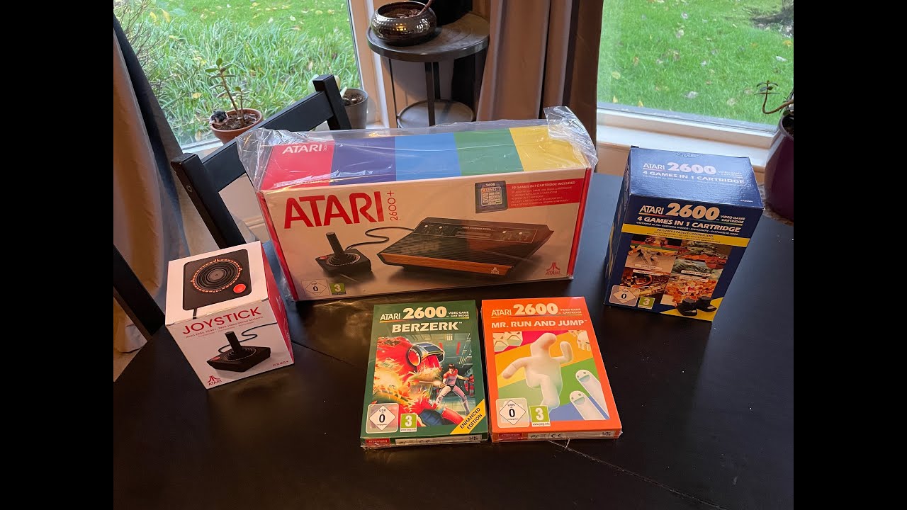 Распаковка Atari 2600+