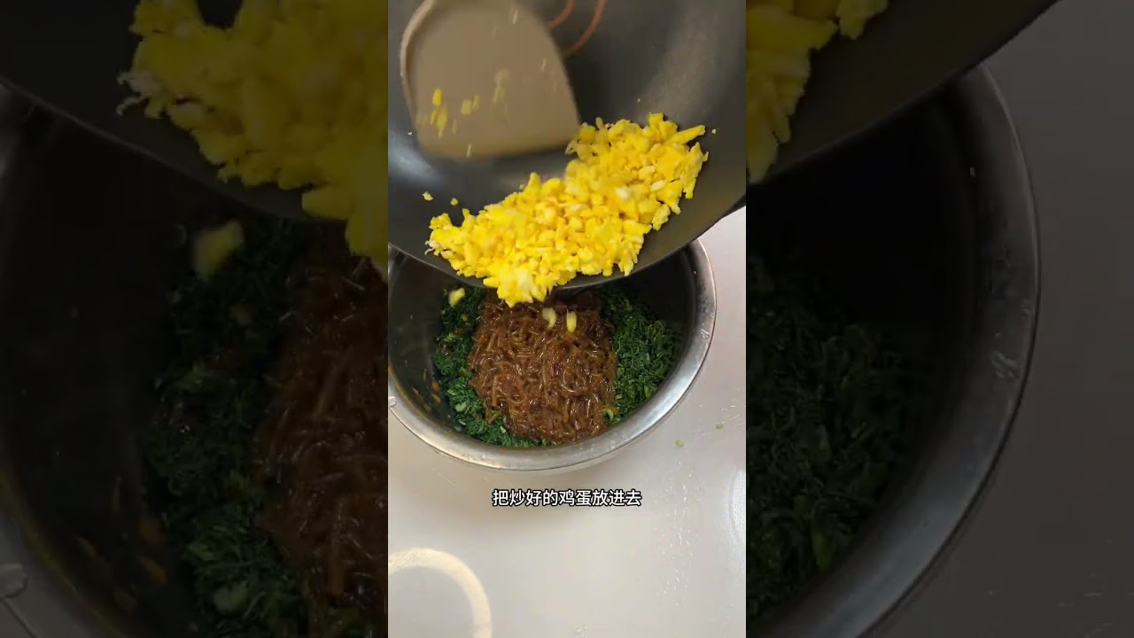 零失败的荠菜鸡蛋水煎包，真的特别鲜巨好吃#水煎包 #好吃到停不下来 #学会快去试试吧🔥