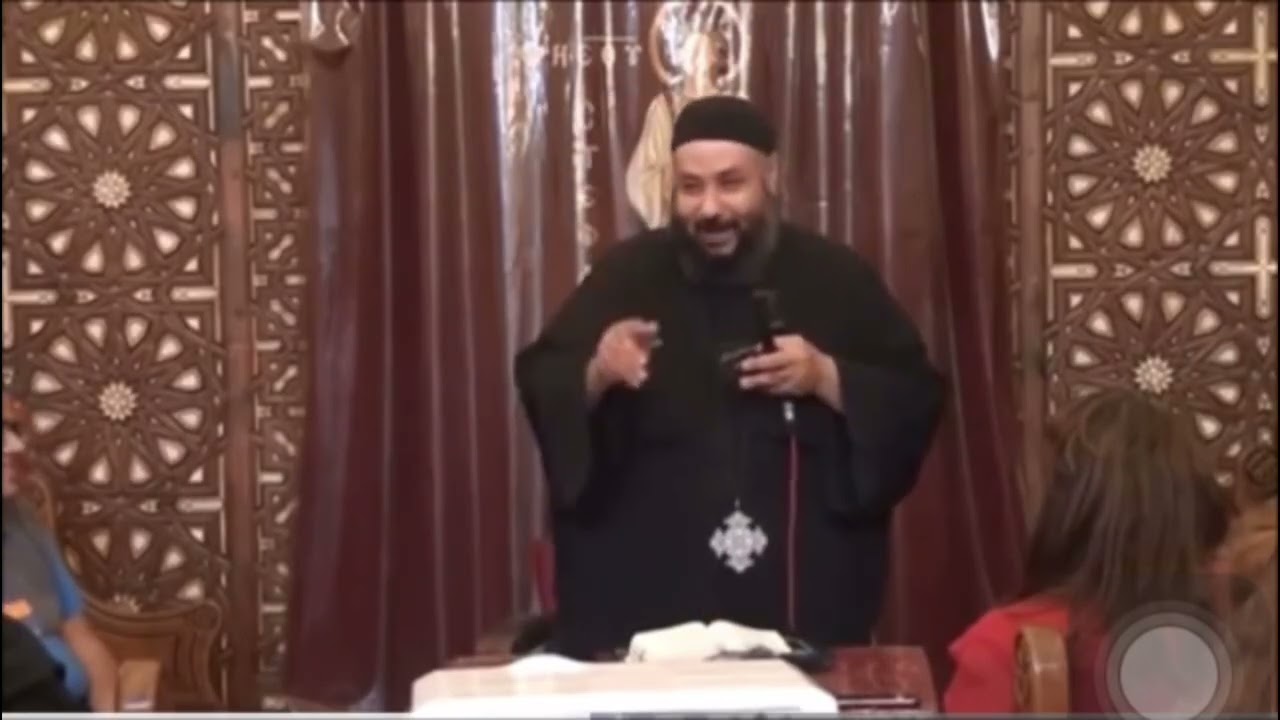 ابونا يوسف فهمى يحكى لقائه مع المسيح فى صوره عم فريد وعم عبده
